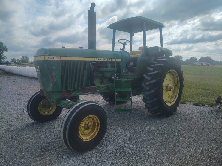 john-deere-4430-image-1