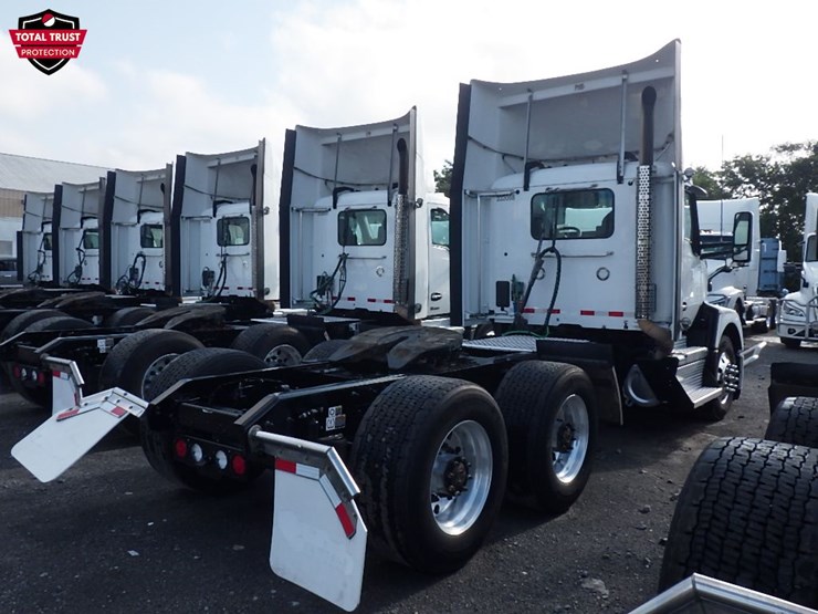 2024-kenworth-t680-image-8