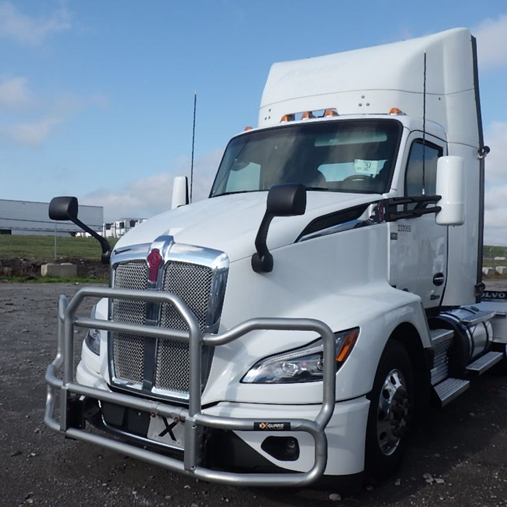 2024 KENWORTH T680