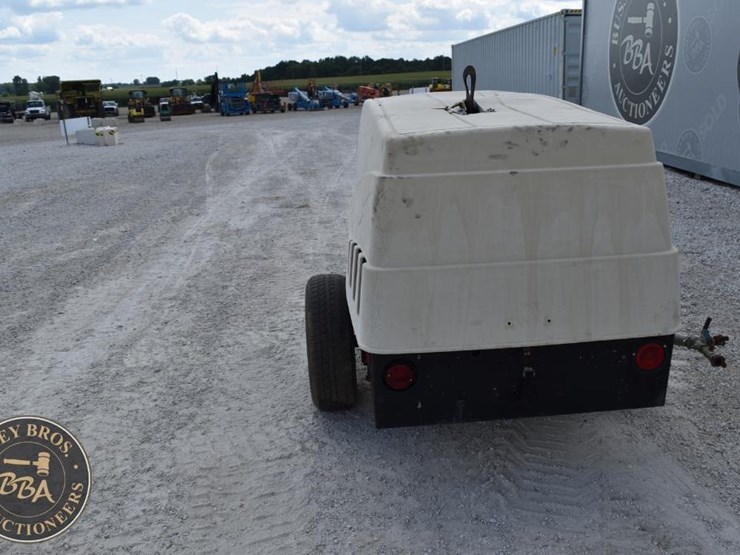 2010-doosan-c185-image-4