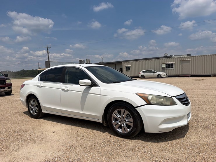 #36586-•-2012-honda-accord-image-2