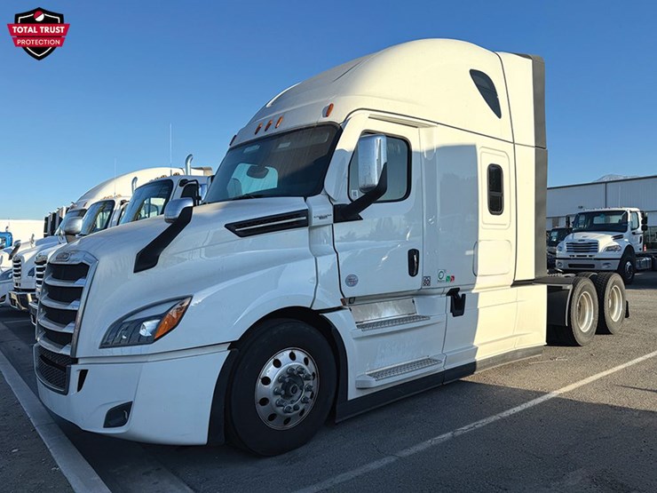 2023-freightliner-cascadia-126-image-1