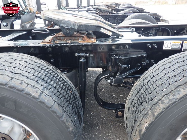 2024-kenworth-t680-image-15