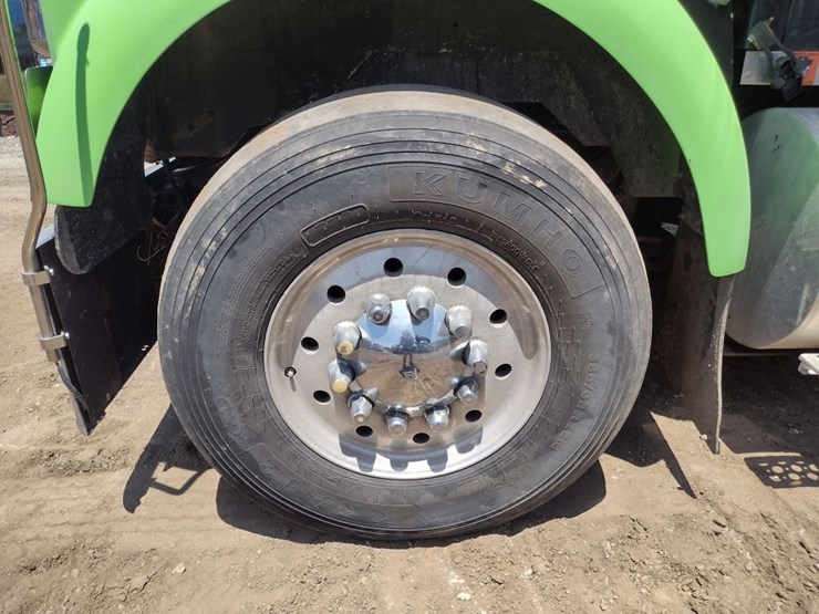 kenworth-w900-image-25