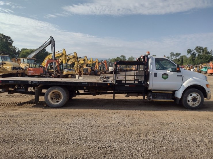 ford-f650-xlt-image-2