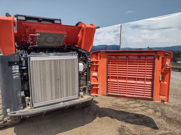 kubota-svl97-2-image-32