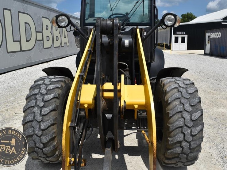 2018-new-holland-w80c-image-27