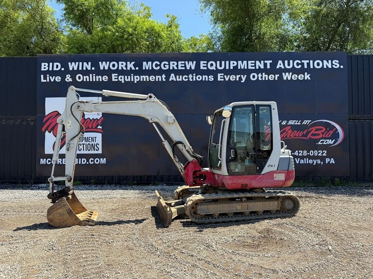 2012-takeuchi-tb250-image-1
