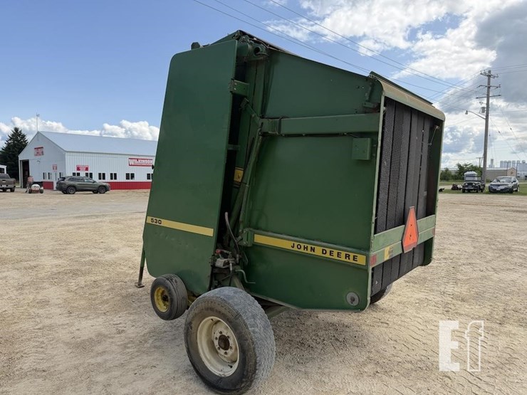 1988-john-deere-530-image-4