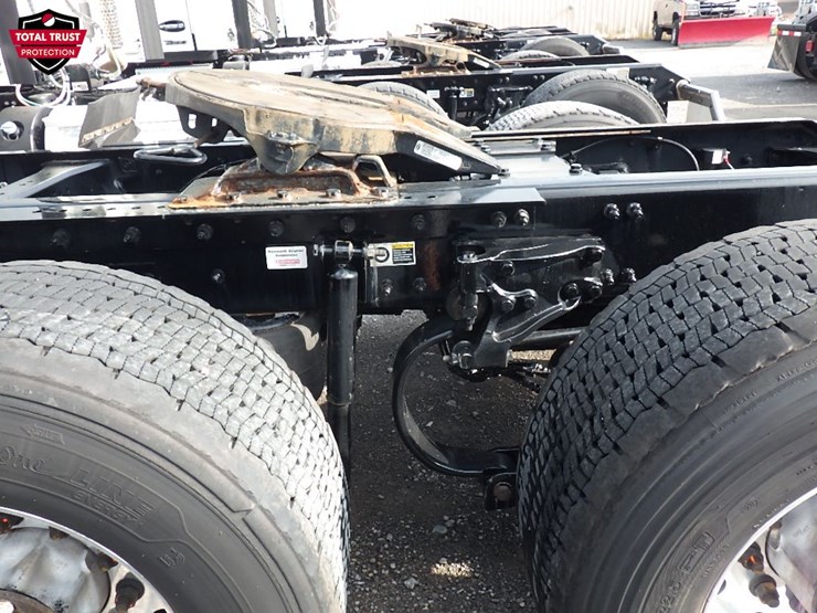 2024-kenworth-t680-image-14