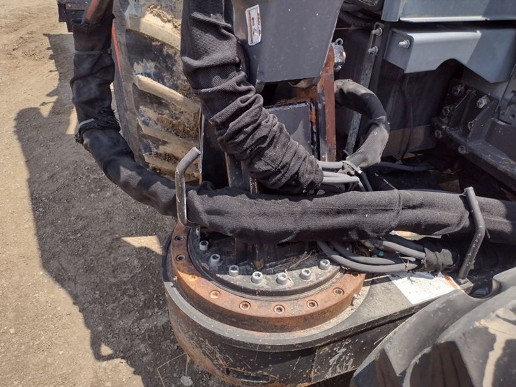 kubota-m108s-image-28