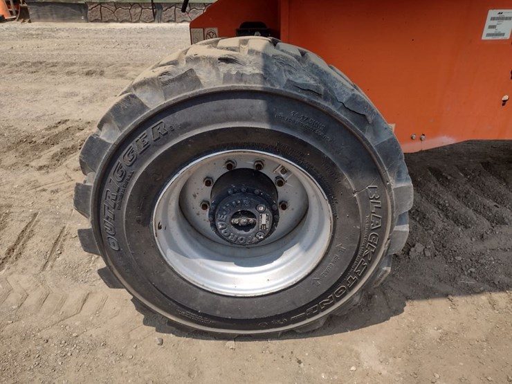 jlg-400s-image-15