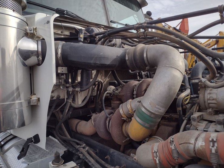 2005-western-star-4900fa-image-21