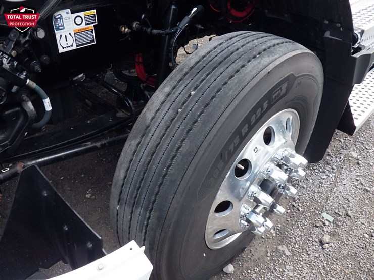 2024-kenworth-t680-image-22