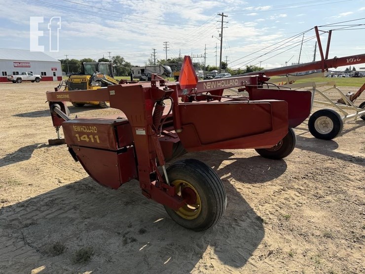 new-holland-1411-image-4