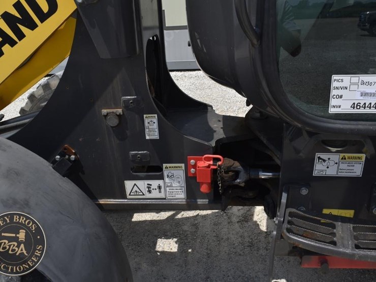2018-new-holland-w80c-image-30