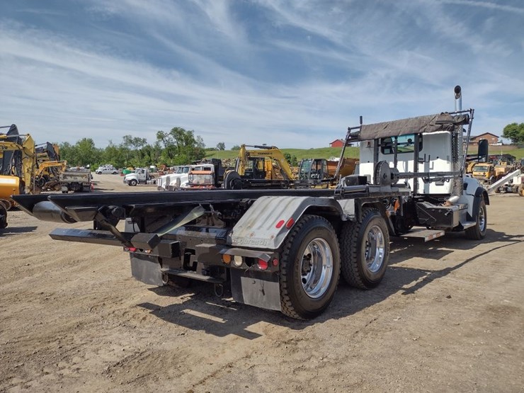 kenworth-t880-image-37
