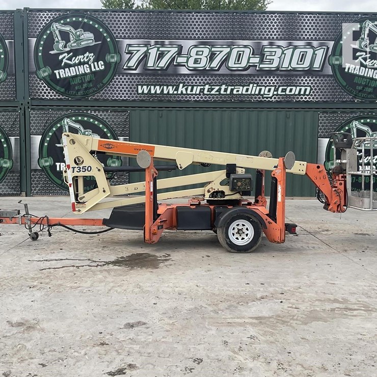 2005 JLG T350