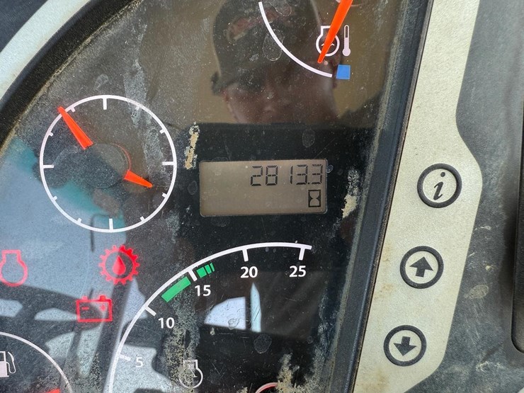 jcb-3cx14-image-23