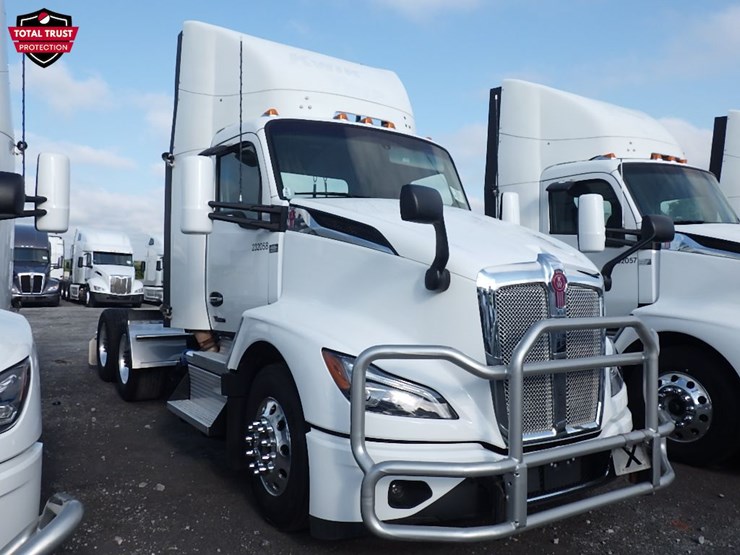 2024-kenworth-t680-image-3