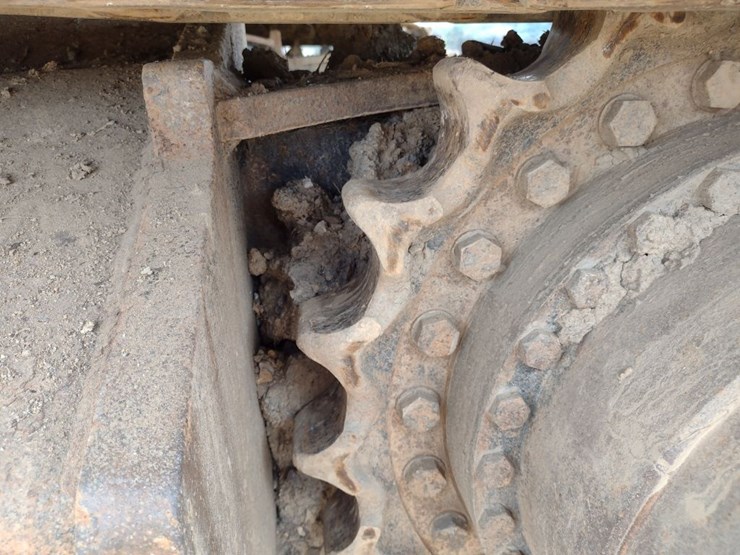 2007-deere-270d-lc-image-15