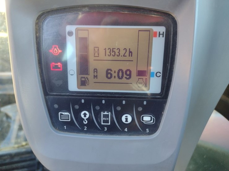 kubota-u55-4-image-6