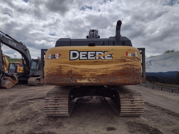 deere-350g-lc-image-4