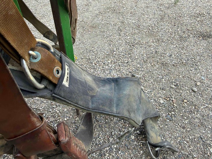 circle-y-brand-saddle-image-10