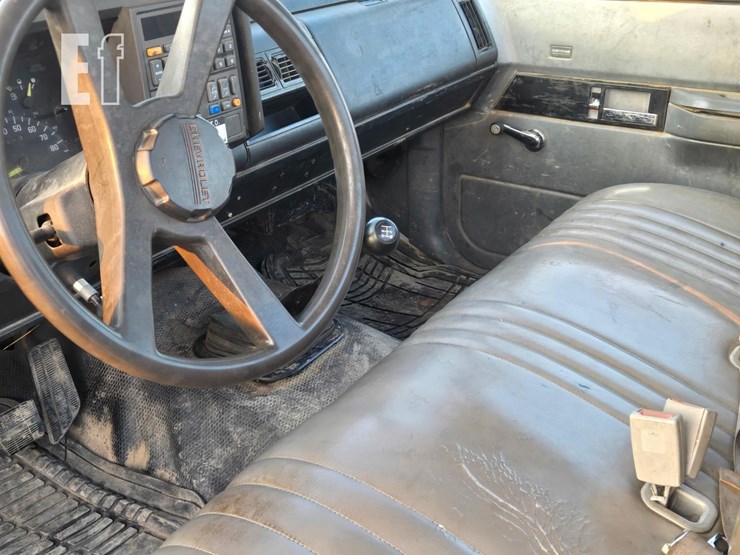 1992-chevrolet-3500hd-image-12
