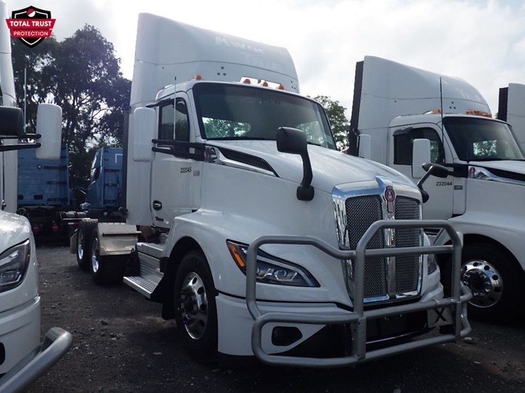 2024-kenworth-t680-image-3
