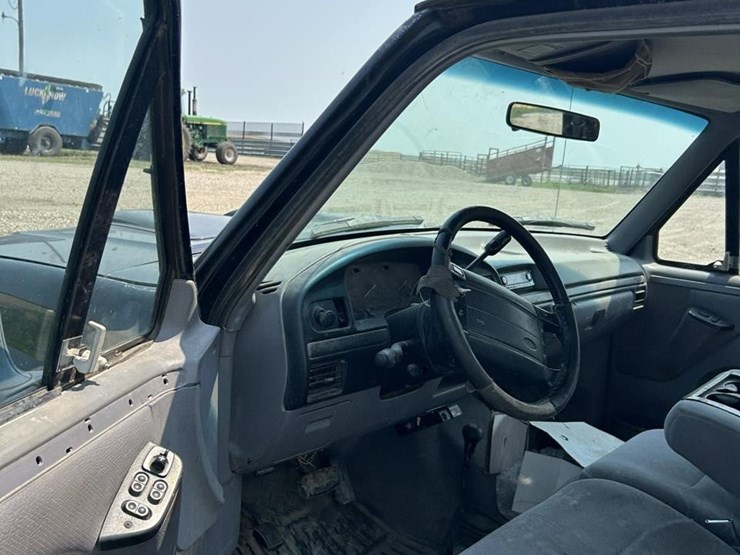 1995-ford-f150-image-12