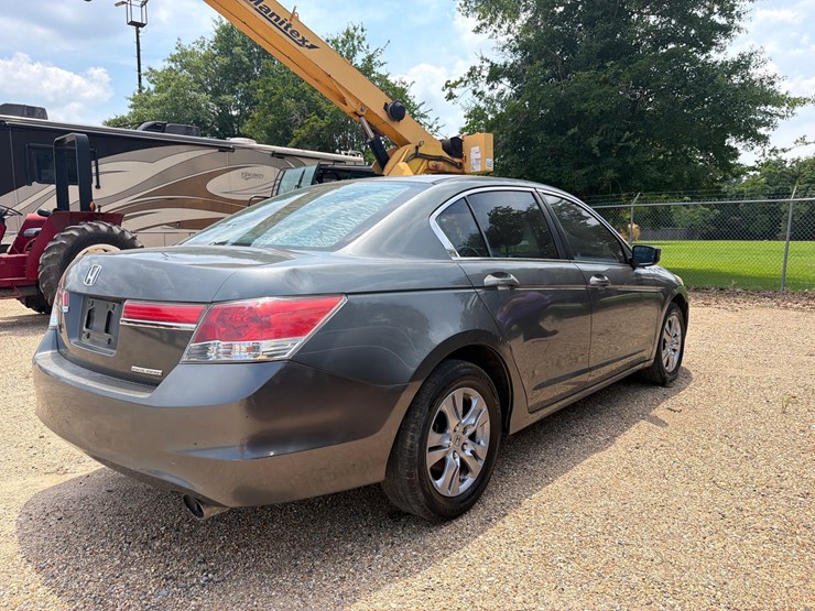 #36569-•-2012-honda-accord-image-3