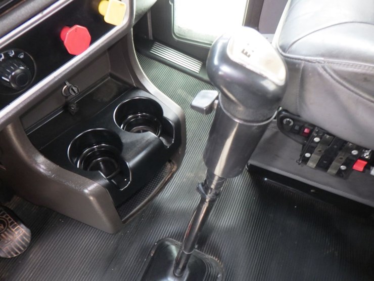 2015-kenworth-t800-image-14