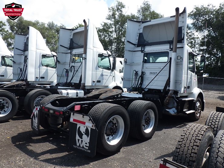 2019-volvo-vnr300-image-10