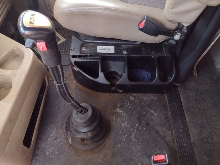 international-9900i-image-13