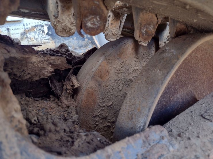 bobcat-t770-image-24