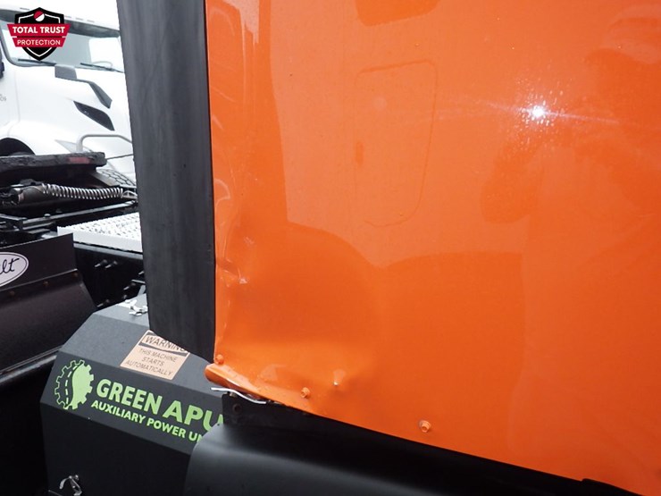 2023-peterbilt-579-image-6