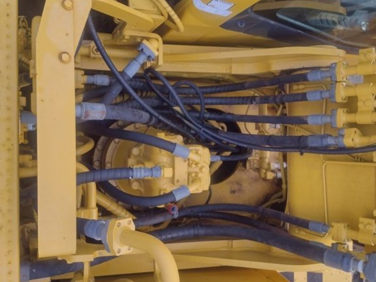 komatsu-pc350-lc-8-image-46