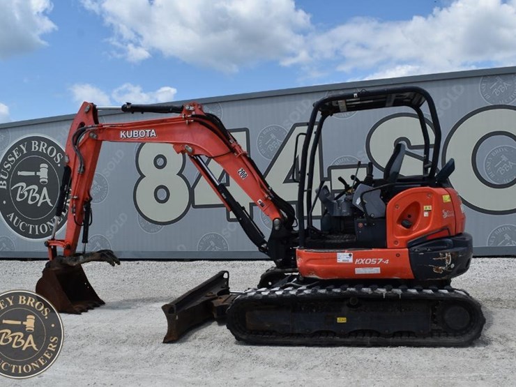 2019-kubota-kx057-4-image-13