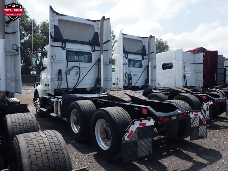 2019-volvo-vnr300-image-13