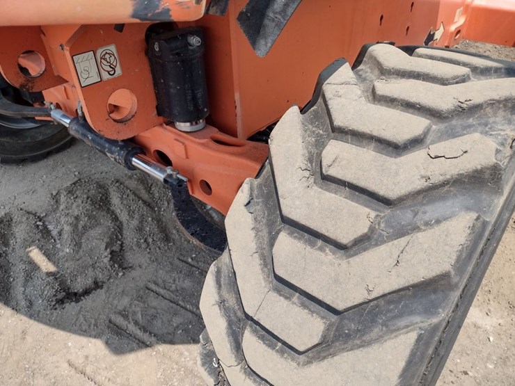 jlg-400s-image-16