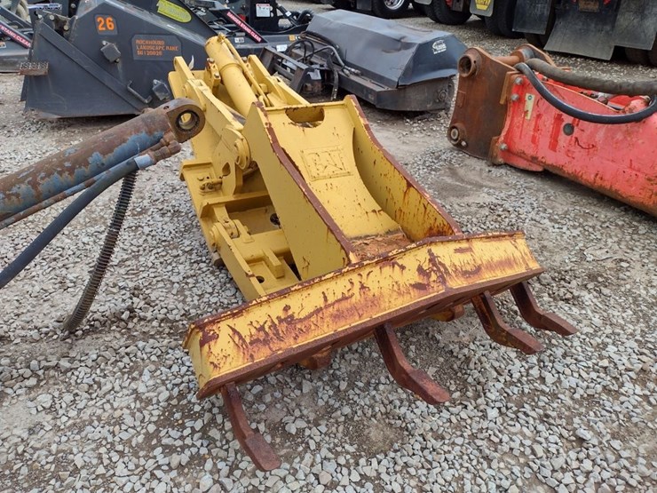 caterpillar-12h-image-5