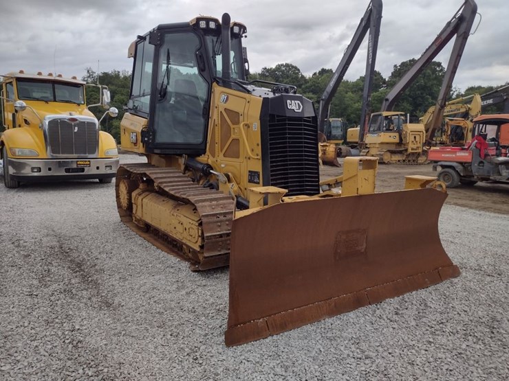 caterpillar-d1-image-37