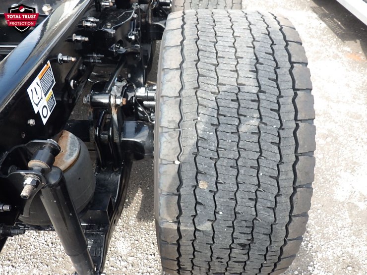 2024-kenworth-t680-image-7