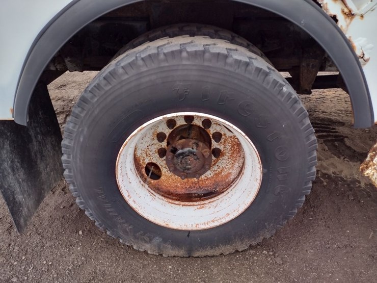 freightliner-fl80-image-26