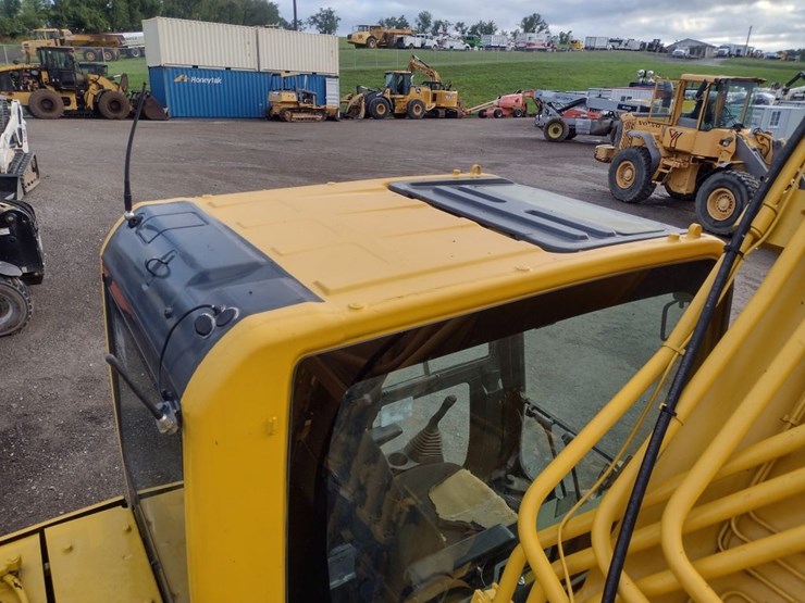 komatsu-pc350-lc-8-image-37