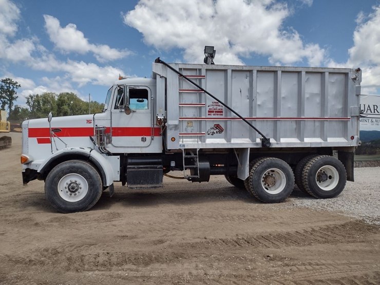peterbilt-357-image-1