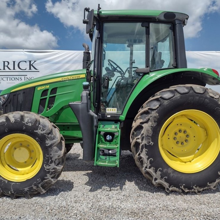 JOHN DEERE 6120M