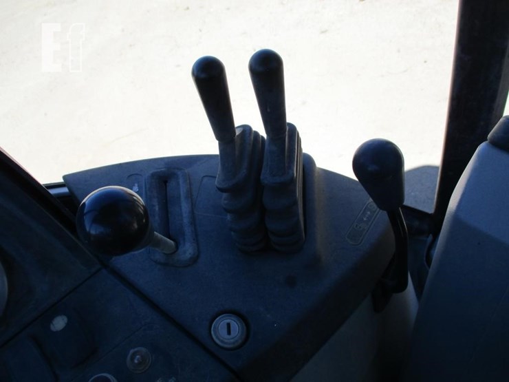 2010-caterpillar-420e-image-9