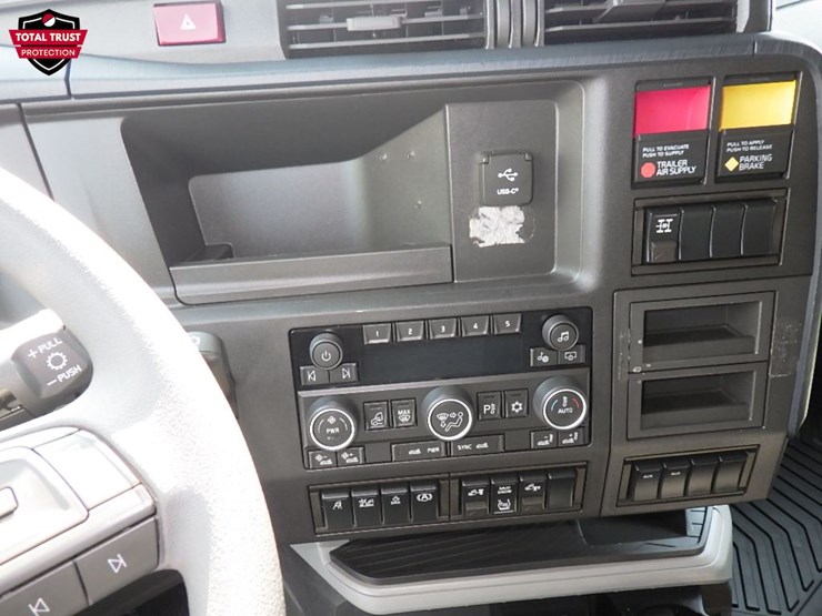 2026-volvo-vnl840-image-20